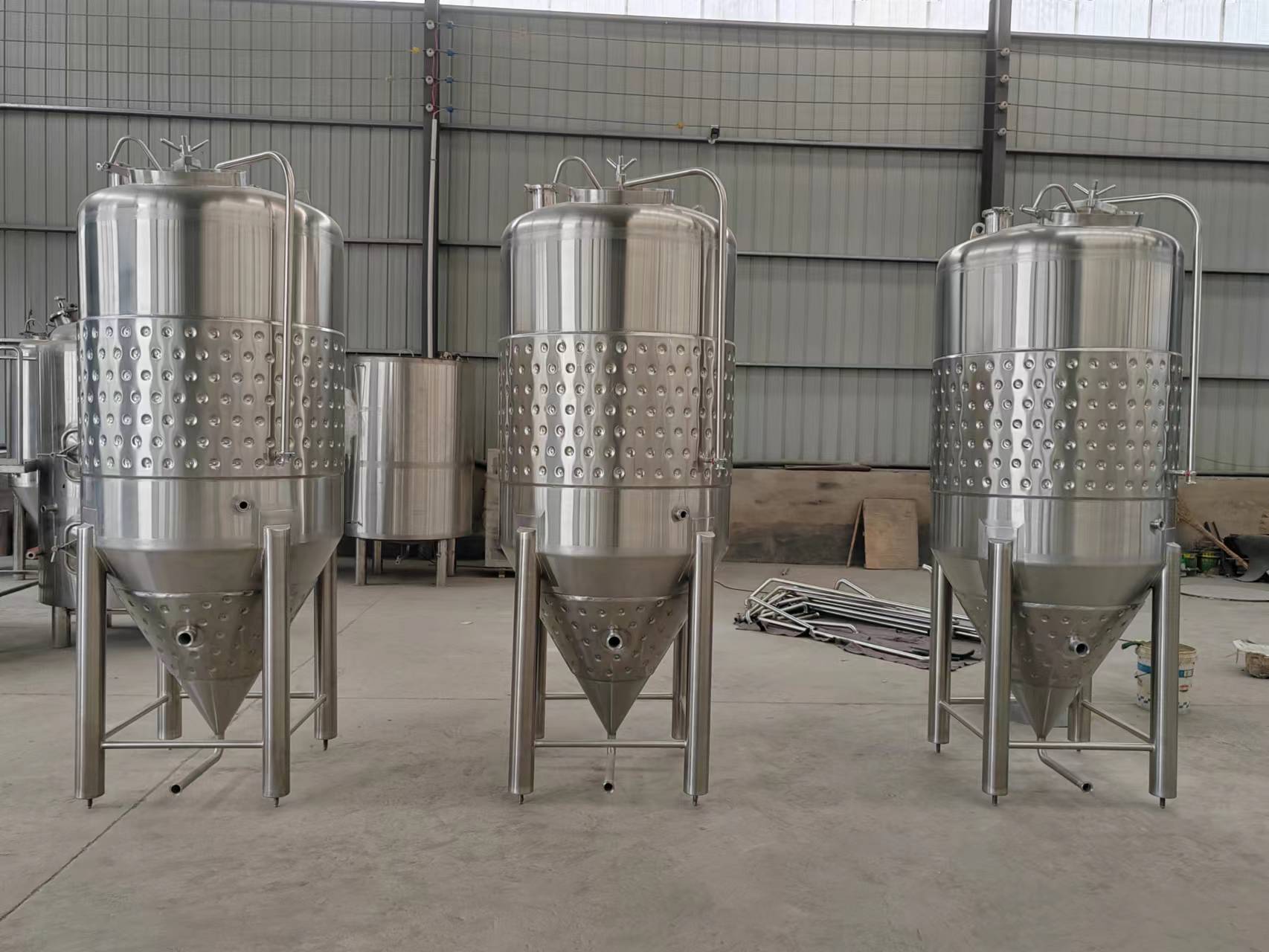 1000L Single Wall Tanks With Cooling Jacket Shipping To Georgia